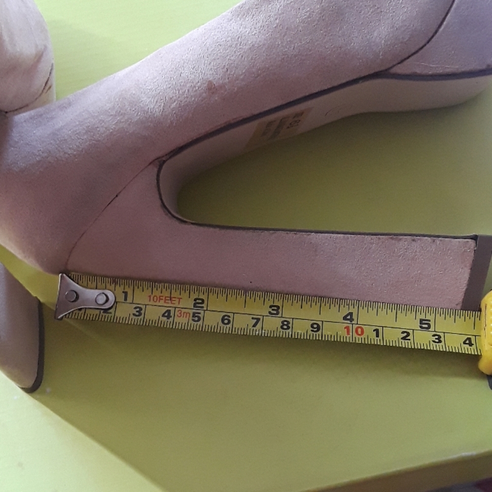 high heels - Picture 3 of 7